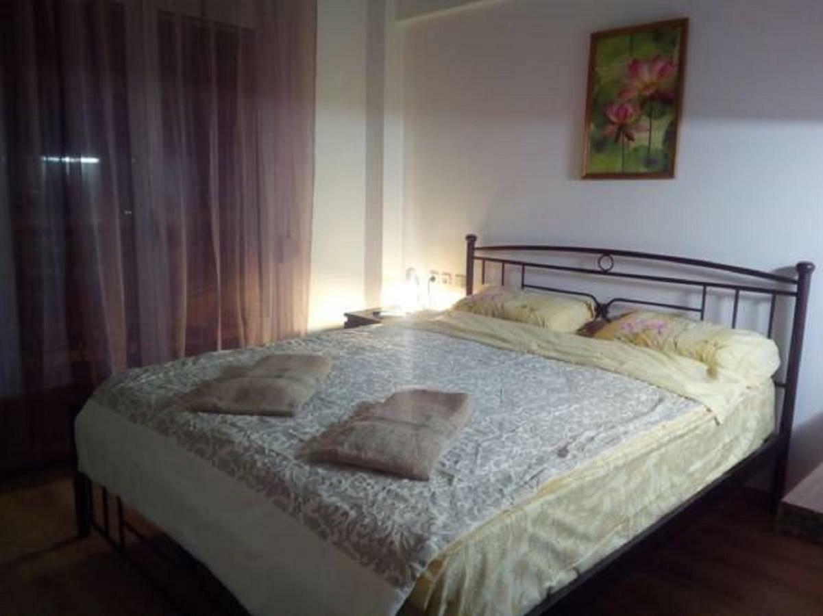 Comfortable Inexpensive Apartmets Near Metro Athen Eksteriør billede